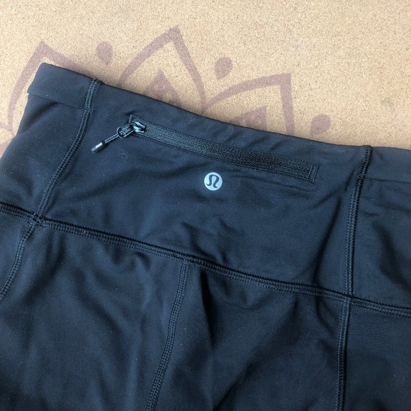 Lululemon Sunrunner Black Crop Leggings Size 4 - Picture 2 of 3